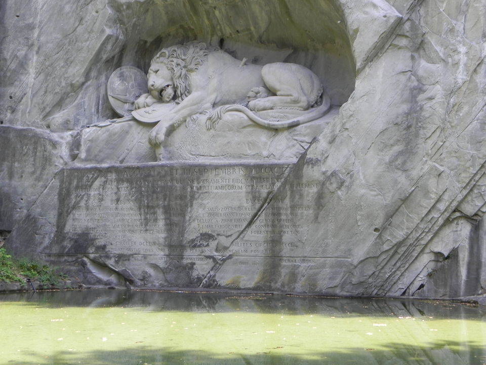 Photo of Lion Monument, Denkmalstrasse, Lucerne, Switzerland by Animesh Sood