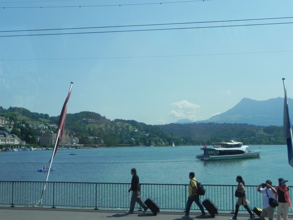 Photo of Lion Monument, Denkmalstrasse, Lucerne, Switzerland by Animesh Sood