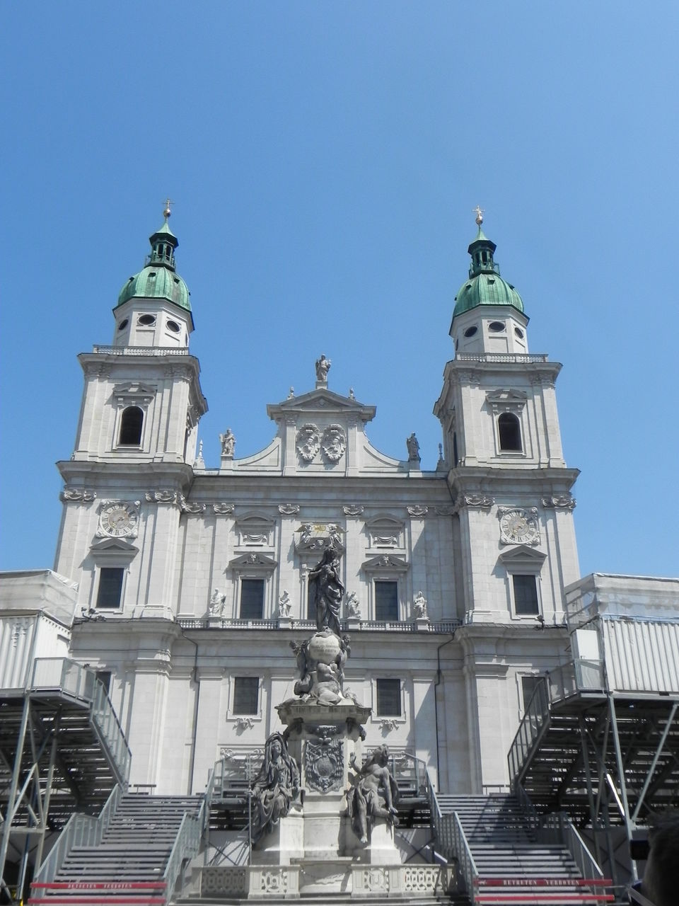 Photo of Salzburg Cathedral, Domplatz, Salzburg, Austria by Animesh Sood