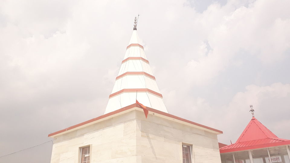 Photo of Kali Ka Tibba, Solan, Himachal Pradesh, India by Himakshi Joshi