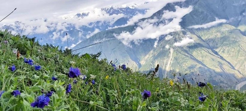 Photo of प्रकृति के बीच छुपा हुआ नगीना, नाम की तरह ही रंगीनियों से भरा होली by Kanj Saurav