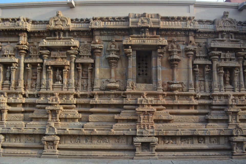 Photo of Sri Ranganathaswamy Temple, Srirangapatna, Karnataka, India by Kanj Saurav