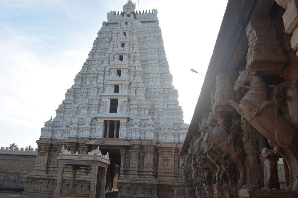Photo of Sri Ranganathaswamy Temple, Srirangapatna, Karnataka, India by Kanj Saurav