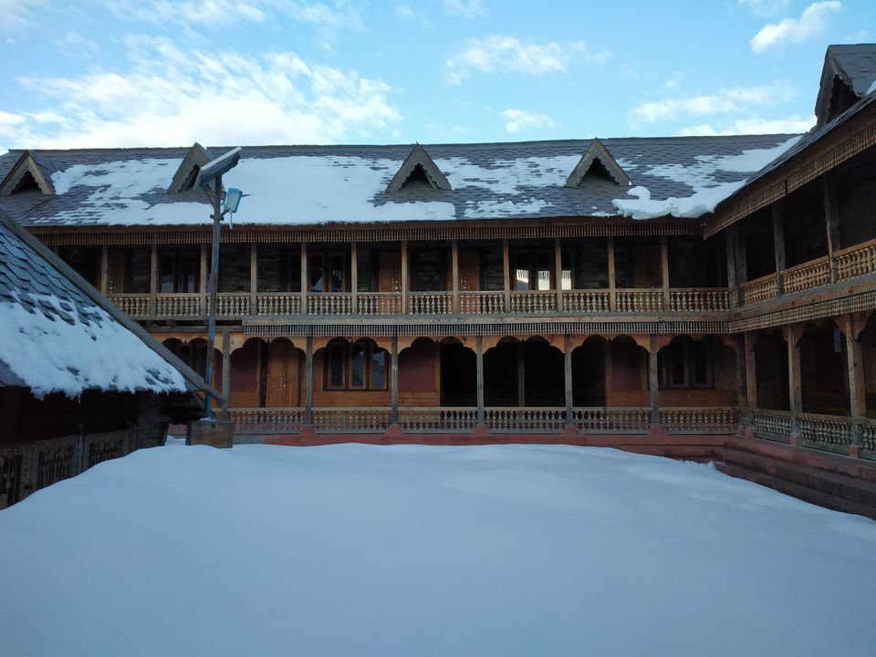 Photo of Trekking to a Frozen Lake – a Picture Perfect Trail to Parashar 3/13 by Kanj Saurav