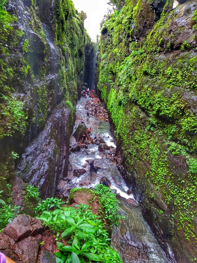 Photo of Samrad, Maharashtra, India by Kanj Saurav