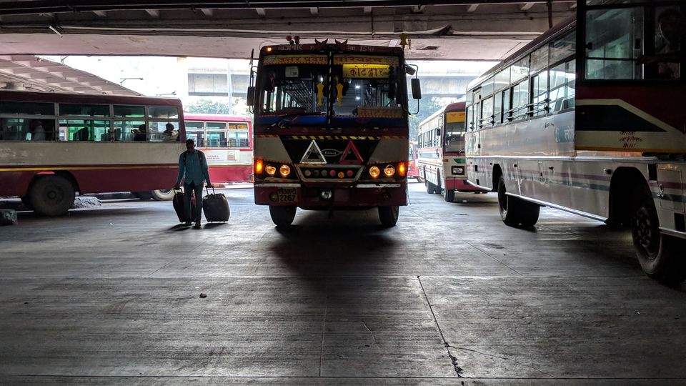 Photo of No Matter How Rich I get, I'll Prefer to Travel by an Uncomfortable Local Bus, and Not a Private Cab 3/5 by Kanj Saurav