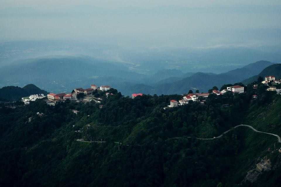 Photo of इन 8 लोकप्रिय जगहों से थोड़ी ही दूर बसती है प्रकृति की छटा, जानिए कहाँ-कहाँ! 10/16 by Kanj Saurav