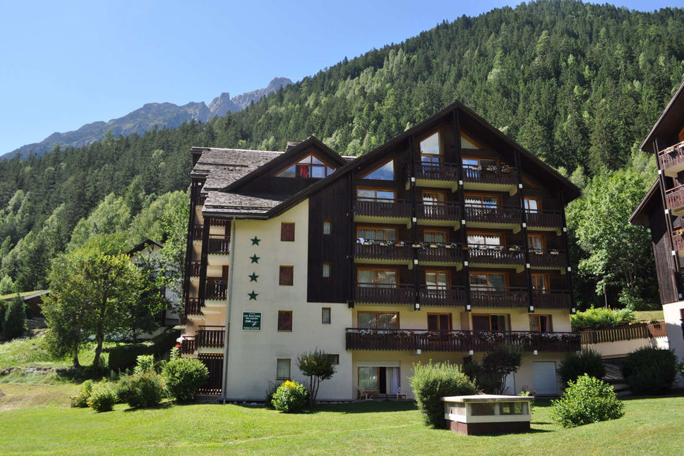 Photo of Most Luxurious Chalet Courchevel Rents by Dom Smith