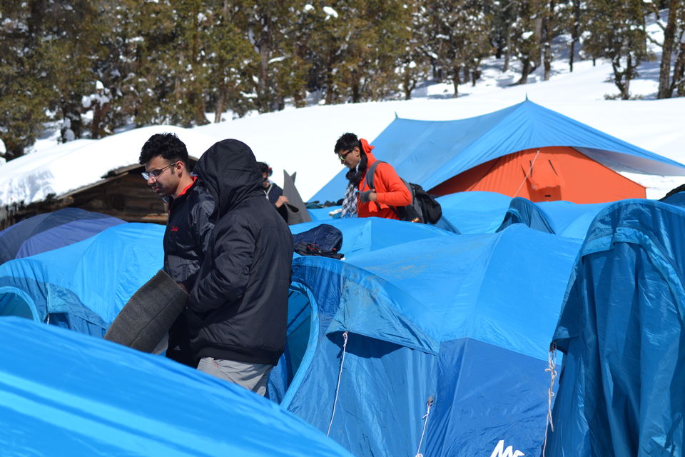 Photo of Kedarkantha Base Camp, Singtur Range, Uttarakhand, India by Vikas Vashisht