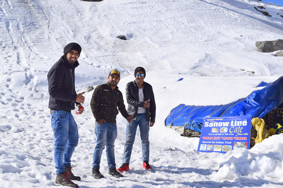 Photo of Winter Hike to Triund Top & Snow Lines by Vikas Vashisht
