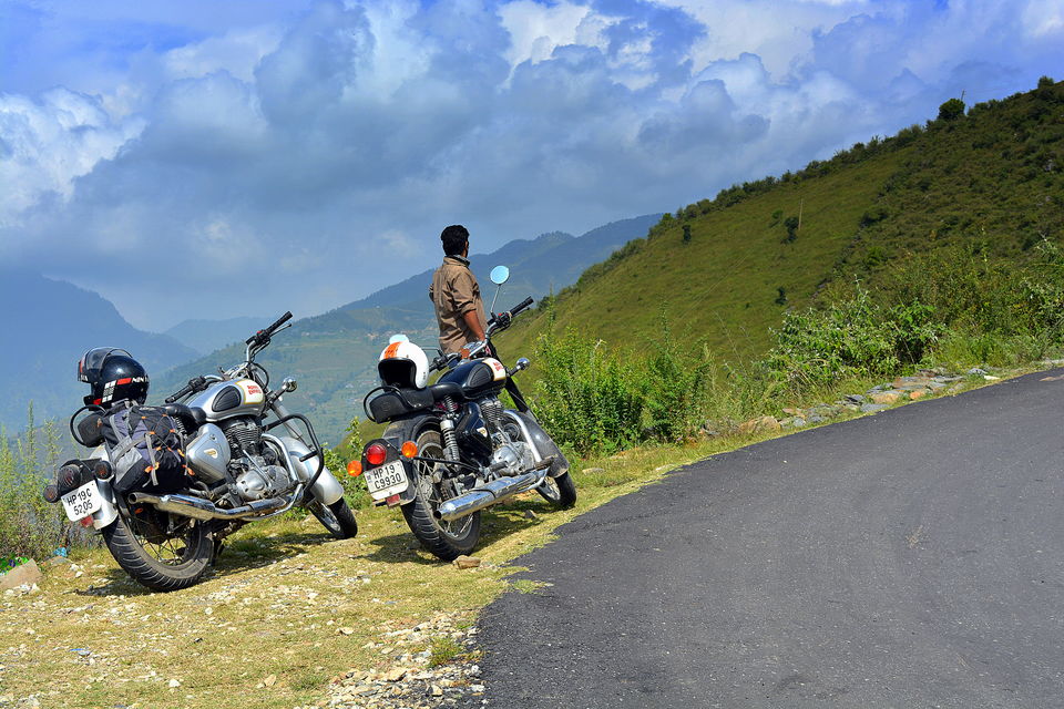 Photo of Unplanned Weekend Road trip to Prashar Lake by Vikas Vashisht