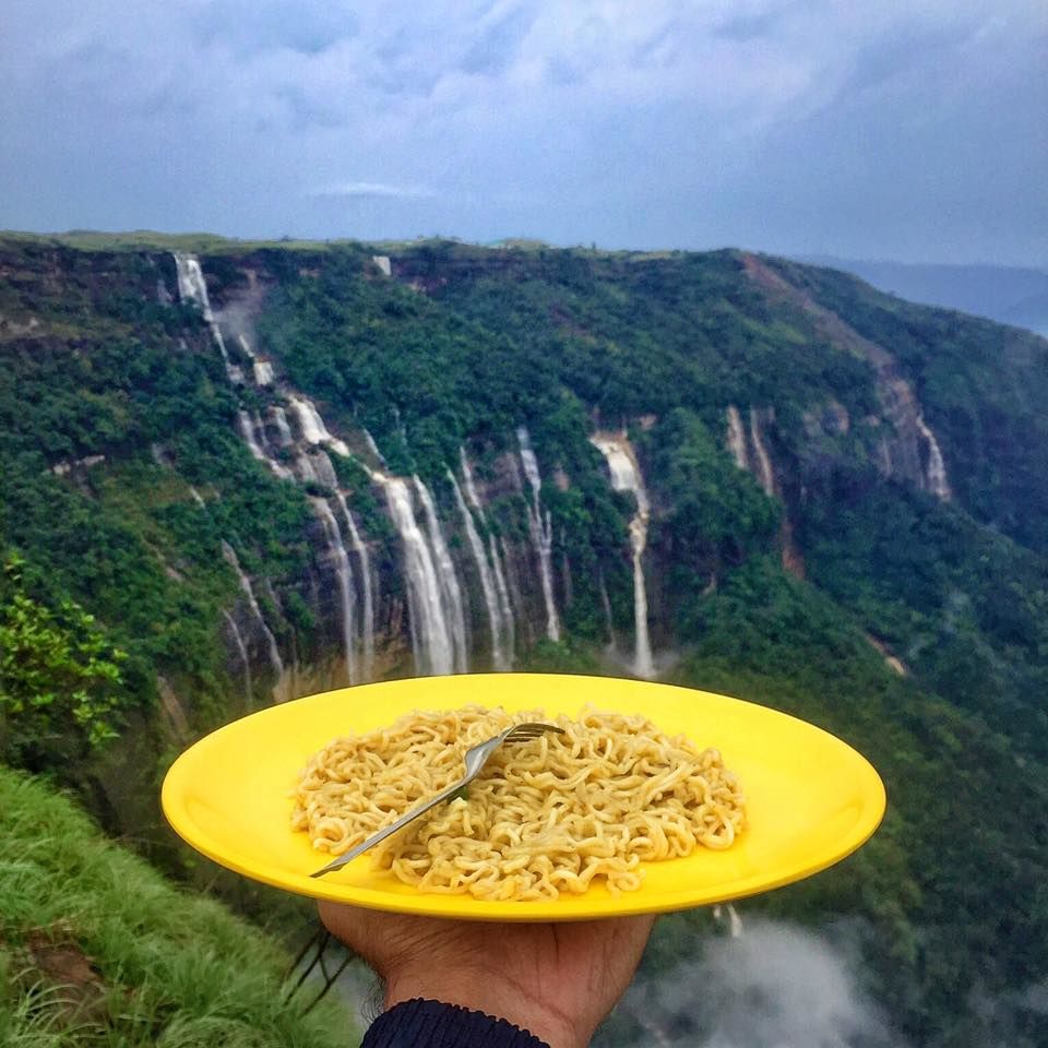 Photo of With A Yellow Plate In Hand, This Guy Is Raising Lakhs To Travel Across India 4/16 by My Yellow Plate