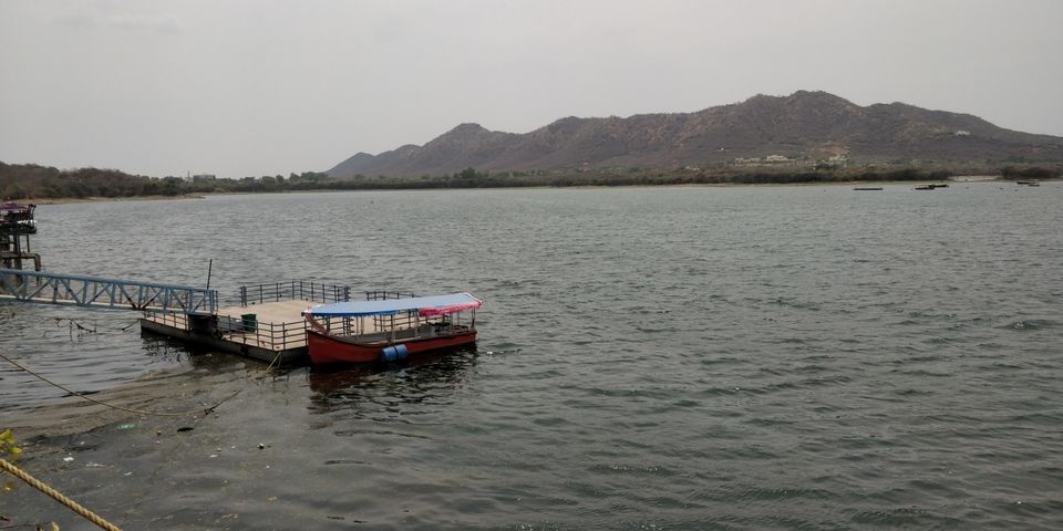 Photo of UDAIPUR : FATEHSAGAR LAKE, MAHARANA PRATAP STAMBH, ROPEWAY, PICHOLA LAKE, JHEEL GINGER CAFE by Rohan Gokhale (RG)