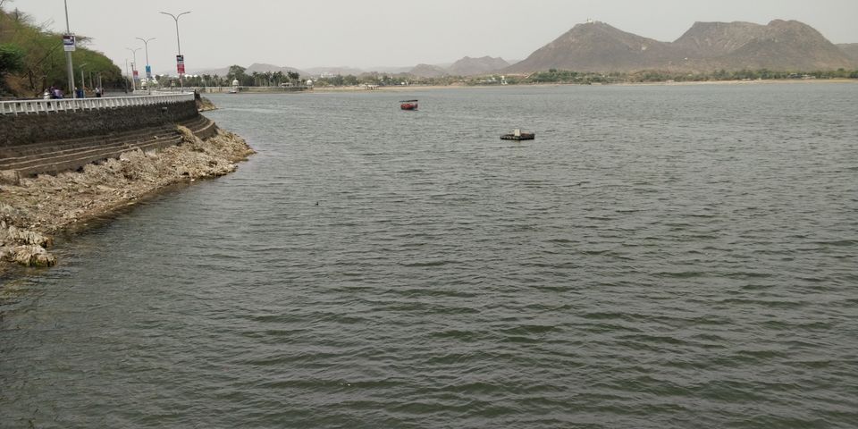 Photo of UDAIPUR : FATEHSAGAR LAKE, MAHARANA PRATAP STAMBH, ROPEWAY, PICHOLA LAKE, JHEEL GINGER CAFE by Rohan Gokhale (RG)