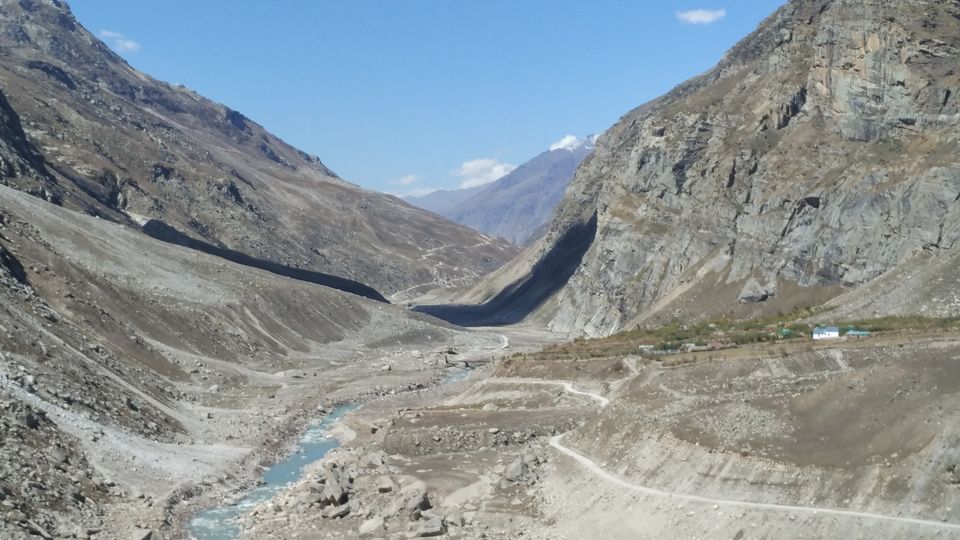 Photo of A TRAIL IN MOUNTAIN#FIRST TREK#HAMPTA PASS by Ashish Khare