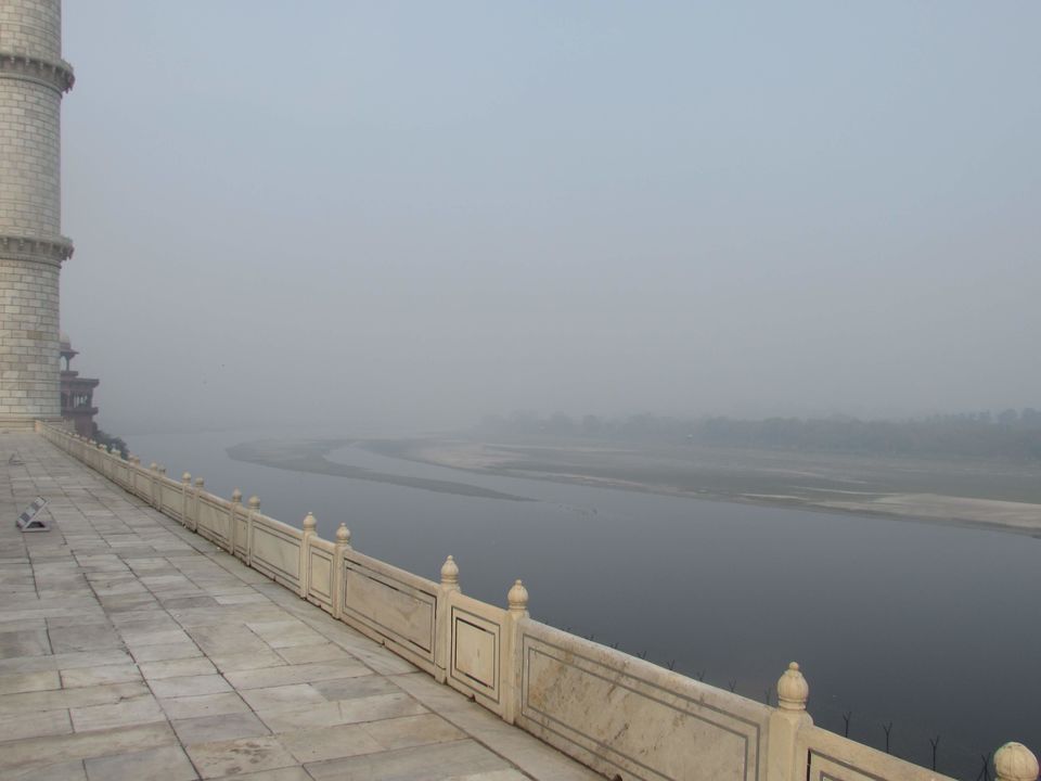 Photo of DELHI TO AGRA : THE UNPLANNED WINTER TRIP 14/16 by Aashish Aanand