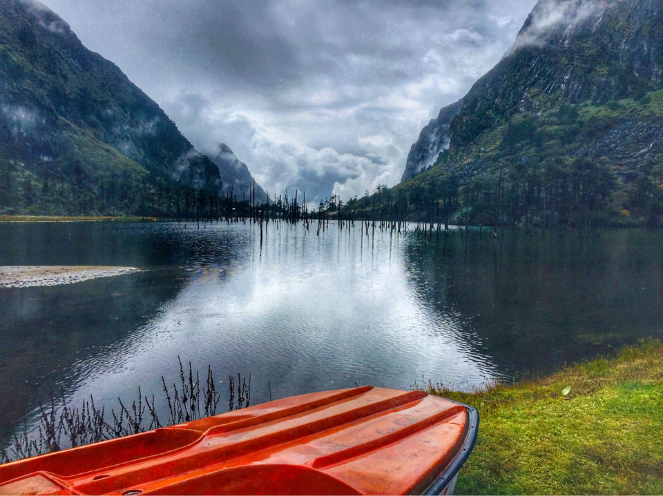 Photo of Madhuri Lake by Tiru