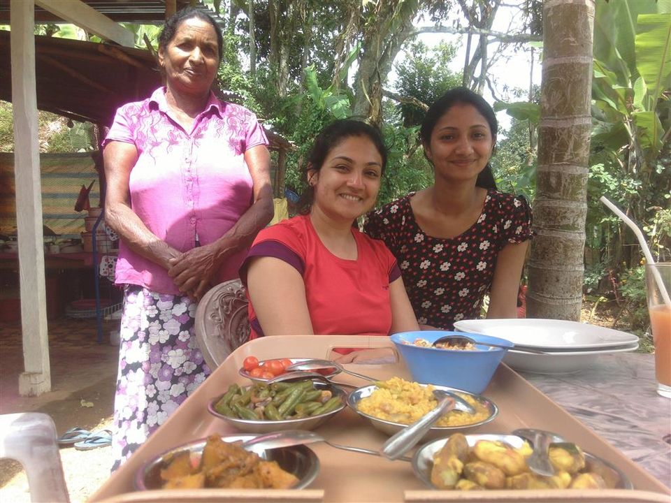 Photo of In praise of people of Sri Lanka 8/10 by Bee The Musafir