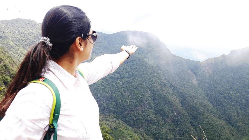 Photo of A walk through Horton Plains, Sri Lanka 19/25 by Bee The Musafir