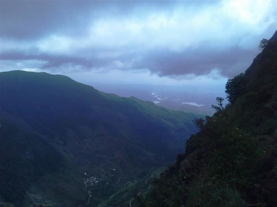 Photo of A walk through Horton Plains, Sri Lanka 20/25 by Bee The Musafir