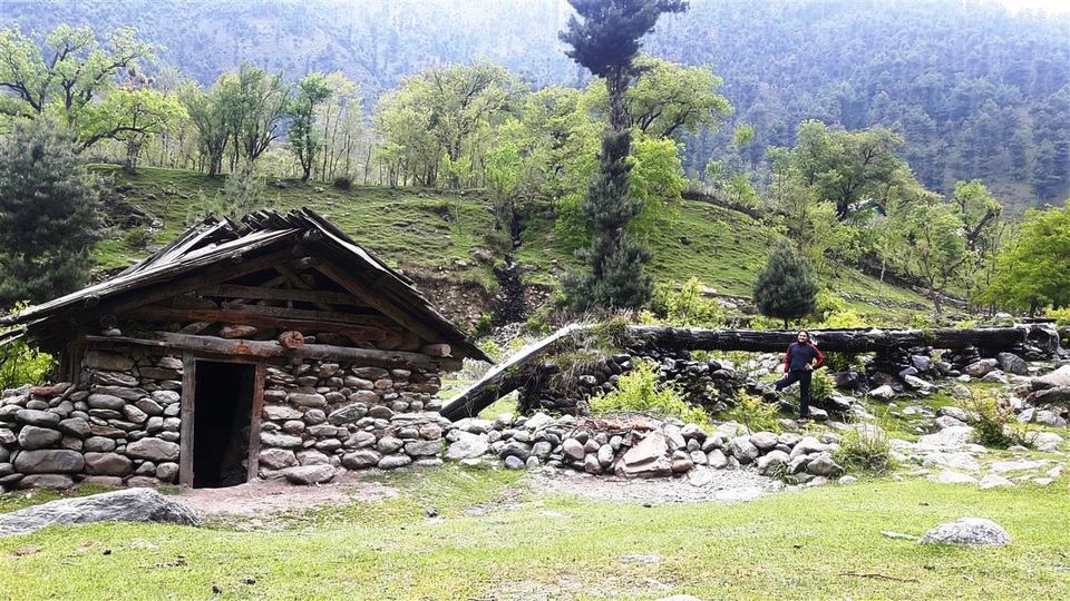 Photo of Stopping by 'Chatpal' -my South Kashmir diary Part 1 5/15 by Bee The Musafir