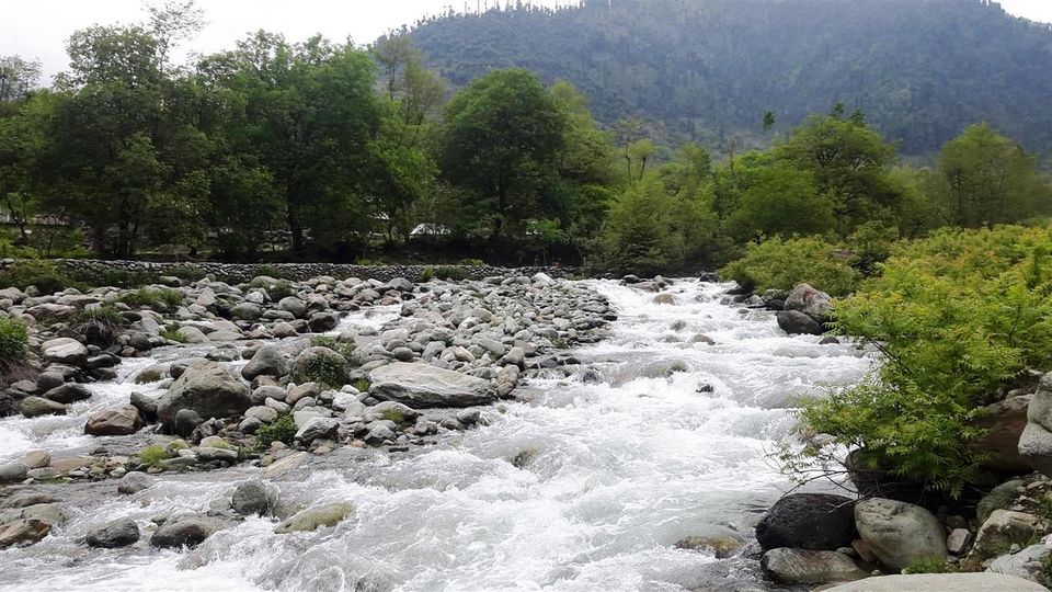 Photo of Stopping by 'Chatpal' -my South Kashmir diary Part 1 10/15 by Bee The Musafir