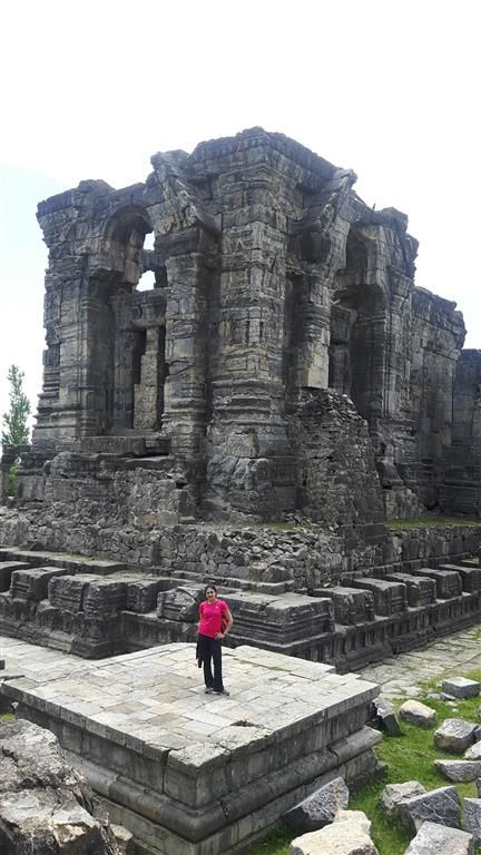 Photo of Kashmir Roundup: How I made the most of my 8-day trip! 5/17 by Bee The Musafir