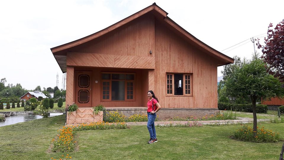 Photo of Kashmir Roundup: How I made the most of my 8-day trip! 9/17 by Bee The Musafir