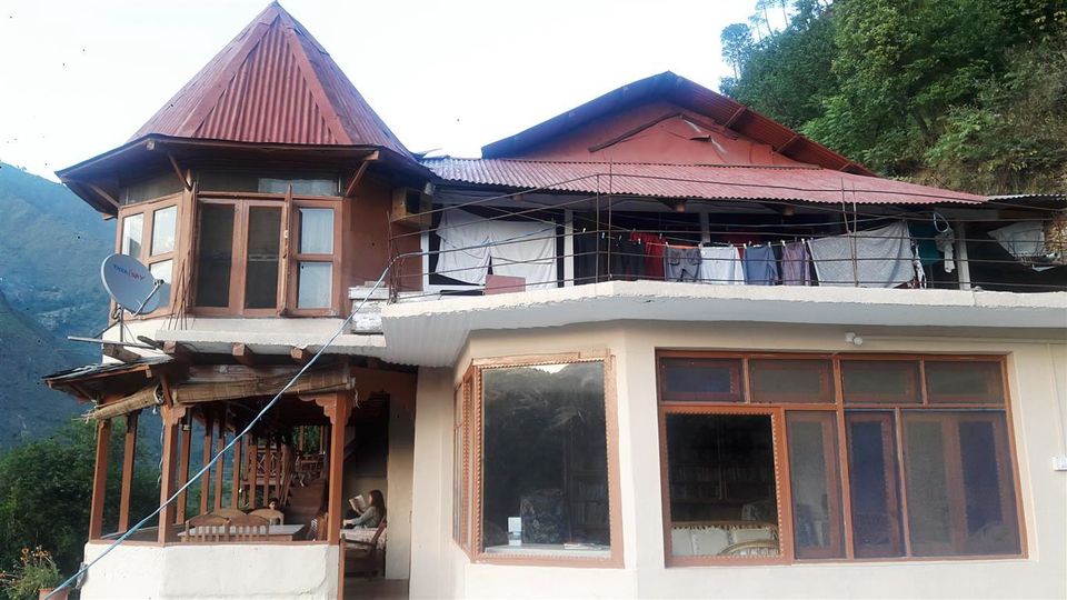 Photo of The best eco homestay for wanderlusts – the Himalayan Orchard Huts, Chamba 13/15 by Bee The Musafir
