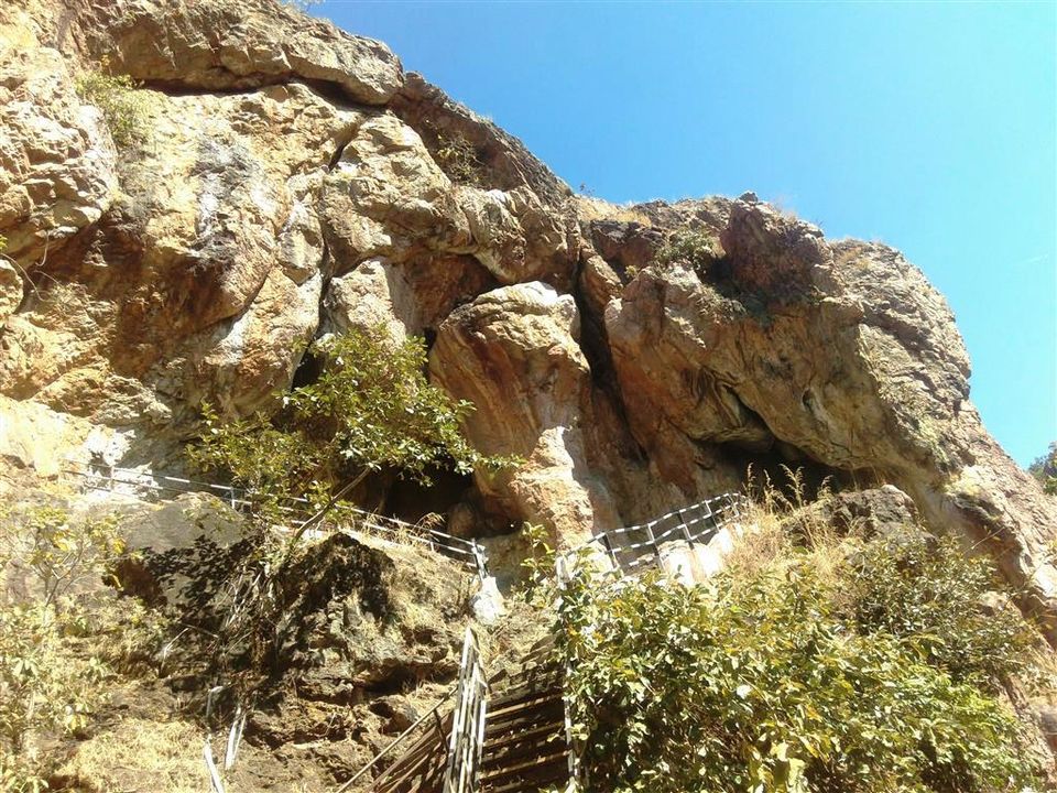 Photo of Asia’s largest natural caves are in India, here… 8/20 by Bee The Musafir