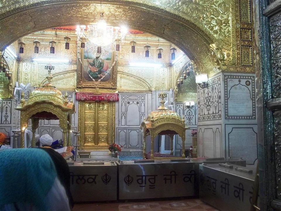 Photo of Paying obeisance at Hazur Sahib Nanded; where Guru Gobind Singh breathed his last 8/13 by Bee The Musafir