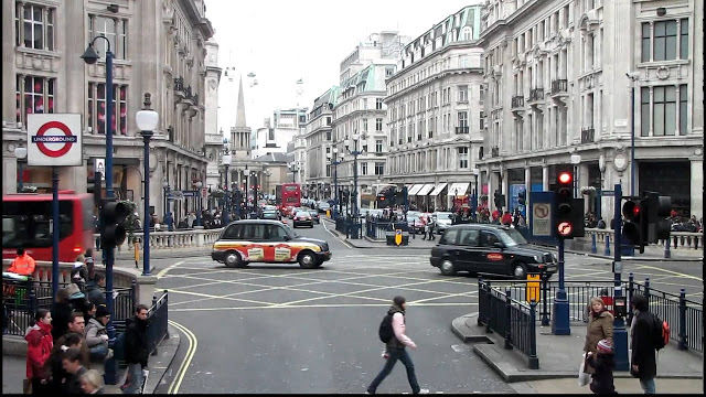 Photo of London's Top 5 Instagramable spots! 5/5 by Anuja Mangle Fozdar