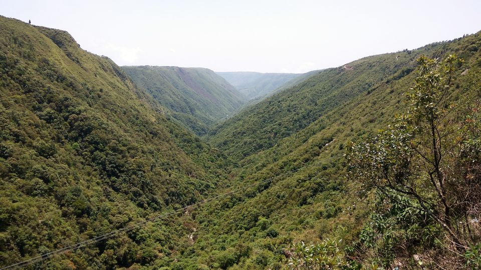 Photo of A roadtrip to land of undulating hills - North East India 1/23 by Khushbu Gianani