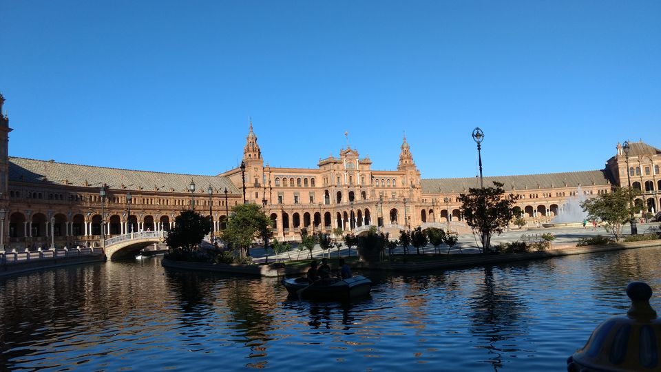 Photo of 24 Hours in Seville, Spain - Flamenco, Churros and Palaces by Dhruv Kaicker