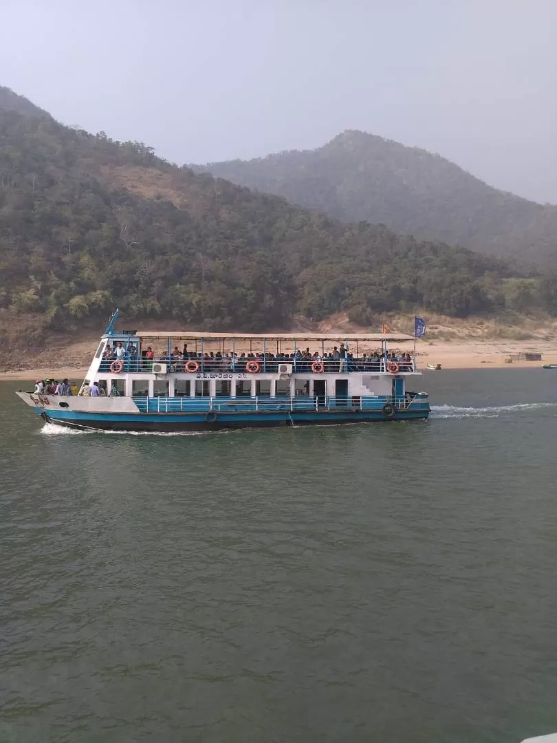 Photo of Get lost in the lap of River Godavari's Paapi Kondalu in Andhra Pradesh - A Visitor's Delight by Karim S A