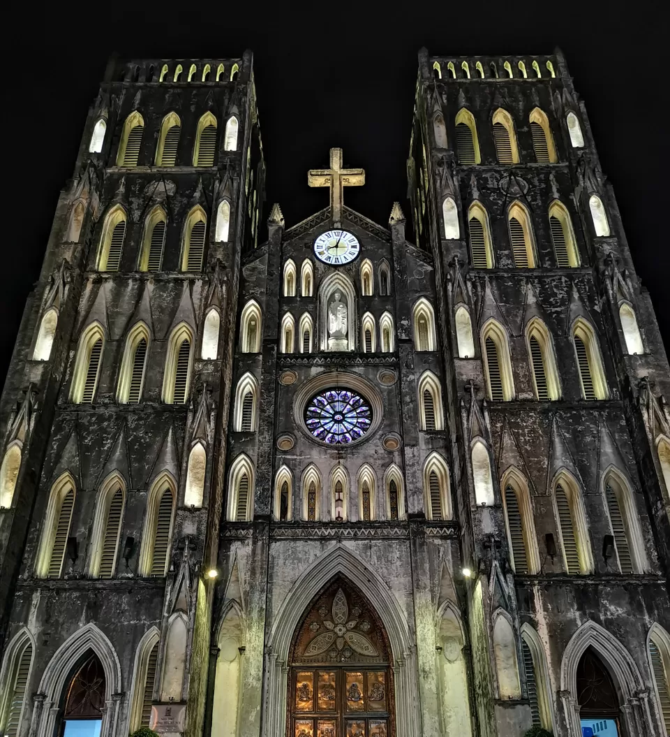 Photo of St. Joseph's Cathedral, Nhà Chung, Hang Trong, Hoàn Kiếm, Hanoi, Vietnam by Harsh Mundra