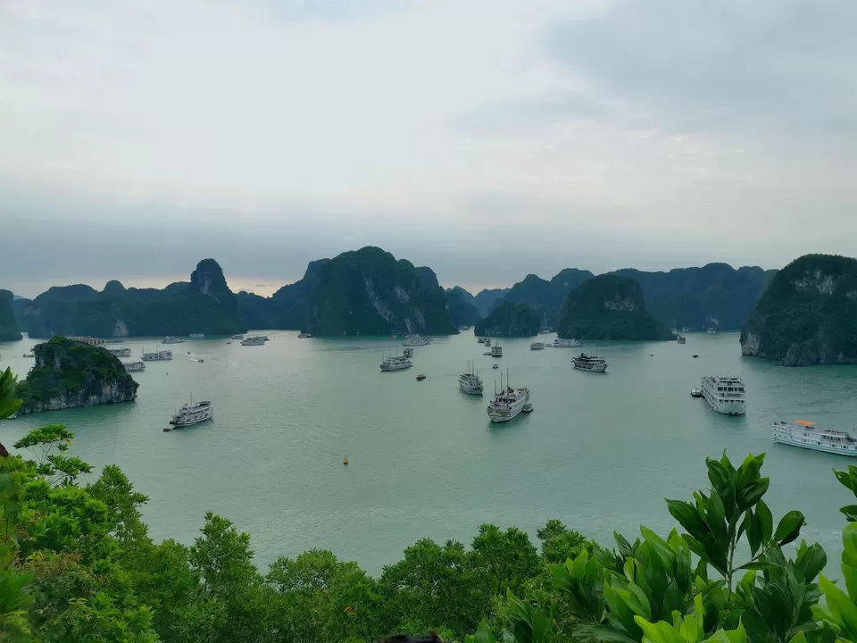 Photo of Hạ Long Bay, Thành phố Hạ Long, Quảng Ninh, Vietnam by Harsh Mundra