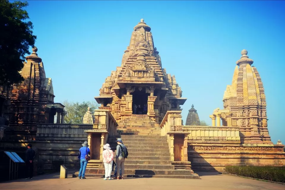 Photo of Lakshmana-Tempel, Khajuraho Airport Area, Khajuraho, Madhya Pradesh, India by The_Budget_Backpacker