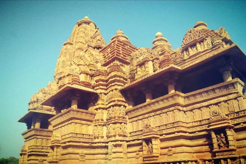 Photo of Lakshmana-Tempel, Khajuraho Airport Area, Khajuraho, Madhya Pradesh, India by The_Budget_Backpacker