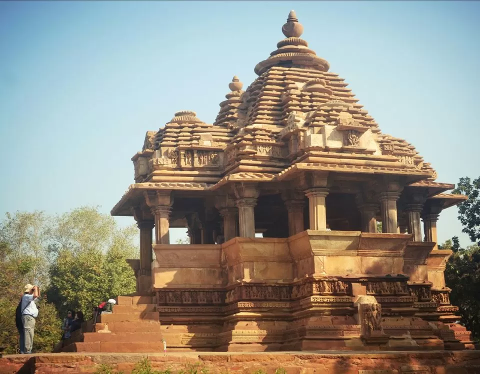 Photo of Lakshmana-Tempel, Khajuraho Airport Area, Khajuraho, Madhya Pradesh, India by The_Budget_Backpacker