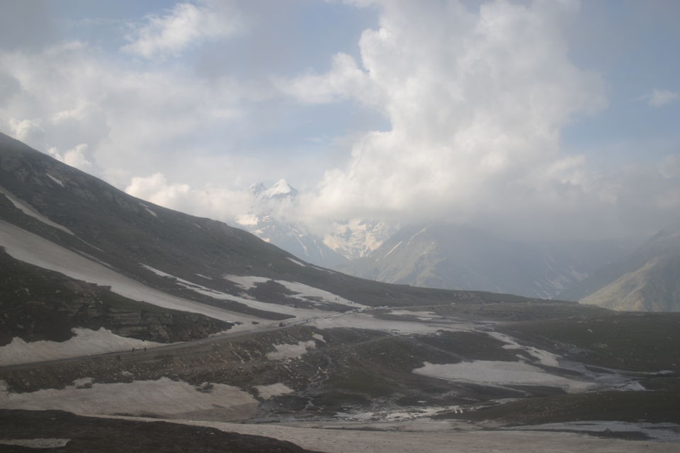 Photo of Rohtang Pass, Lahaul And Spiti, Himachal Pradesh, India by The_Budget_Backpacker