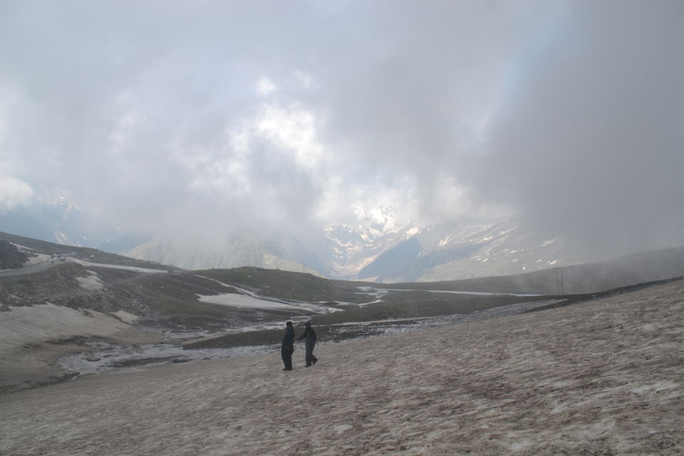 Photo of Rohtang Pass, Lahaul And Spiti, Himachal Pradesh, India by The_Budget_Backpacker