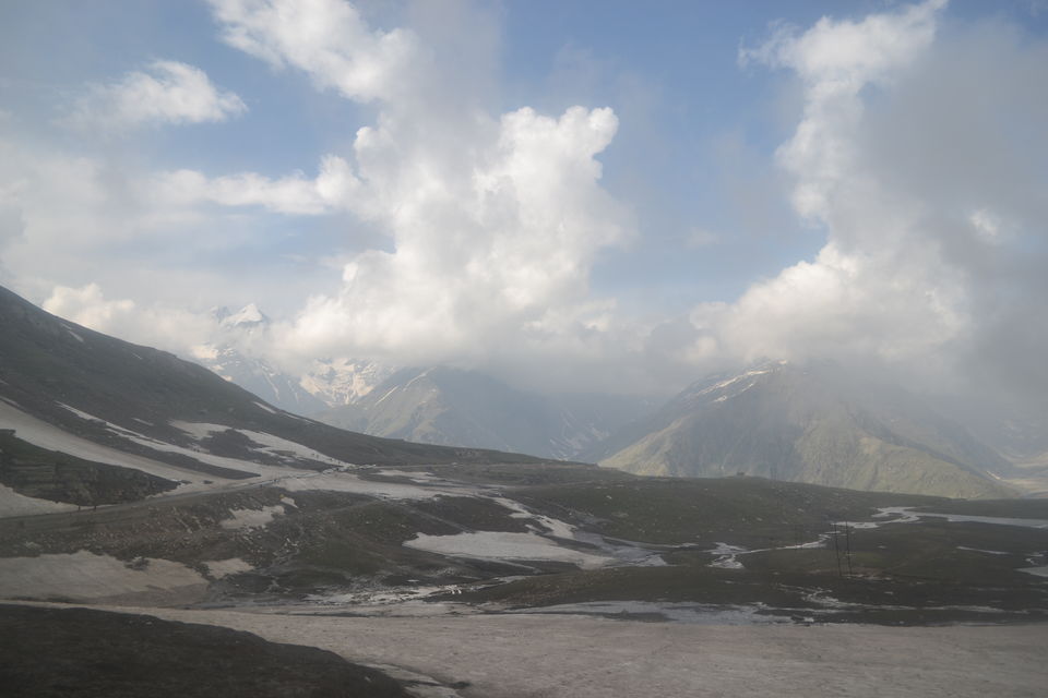 Photo of Rohtang Pass, Lahaul And Spiti, Himachal Pradesh, India by The_Budget_Backpacker