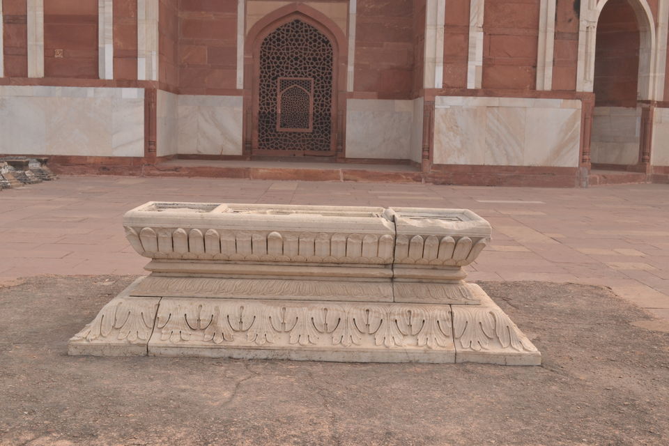 Photo of Humayun's Tomb, Nizamuddin, Nizamuddin West, New Delhi, Delhi, India by The_Budget_Backpacker