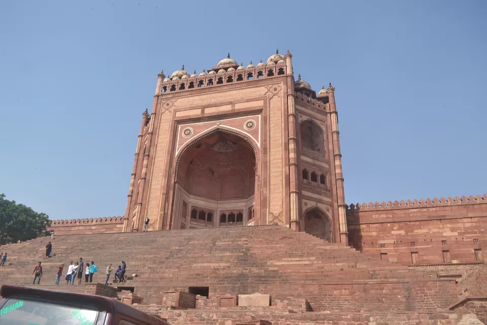 Photo of Buland Darwaza, Dadupura, Fatehpur Sikri, Uttar Pradesh, India by The_Budget_Backpacker