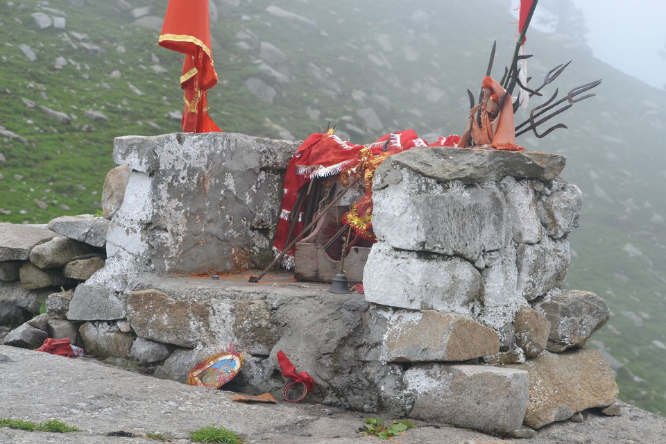 Photo of The ultimate guide to Indrahar Pass Trek in monsoon by The_Budget_Backpacker