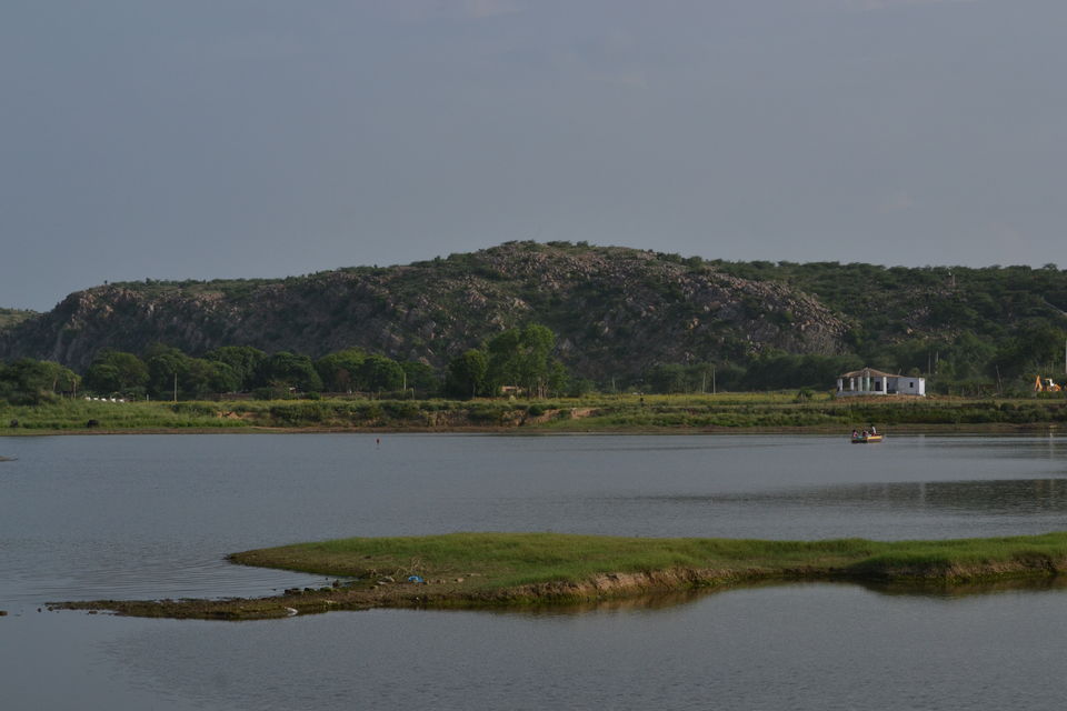 Photo of The serene and quaint Damdama lake by The_Budget_Backpacker
