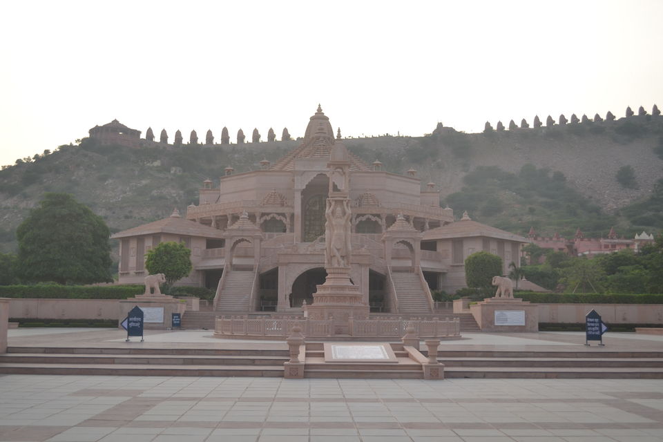 Photo of A religious abode in the outskirts of Ajmer 10/10 by The_Budget_Backpacker