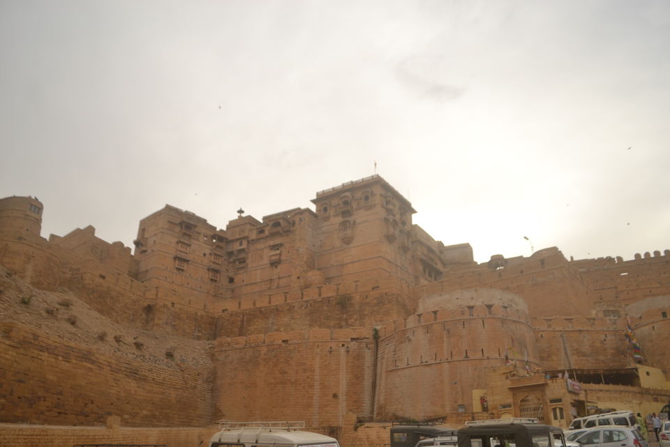 Photo of Golden City Fort Jaisalmer, Khejer Para, Manak Chowk, Amar Sagar Pol, Jaisalmer, Rajasthan, India by The_Budget_Backpacker