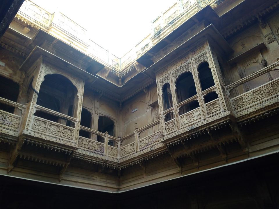 Photo of Patwon Ki Haveliyan, Amar Sagar Pol, Jaisalmer, Rajasthan, India by The_Budget_Backpacker
